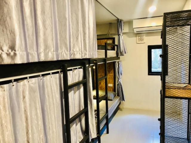 Zleepingpills Aonang Krabi Hostel Εξωτερικό φωτογραφία